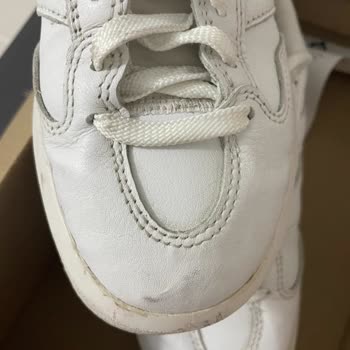 New Balance Az Kullanılan Ayakkabılarda Erken Hasar Ve İade Sorunu