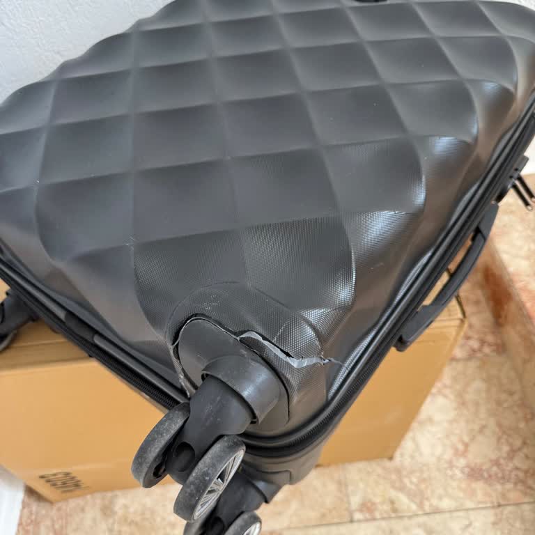 Sunexpress Valiz Hasarında Tutarsız Ve Yetersiz Tazminat