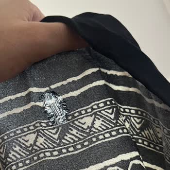 Gönderilen Defolu Elbise Ve Müşteri Mağduriyeti