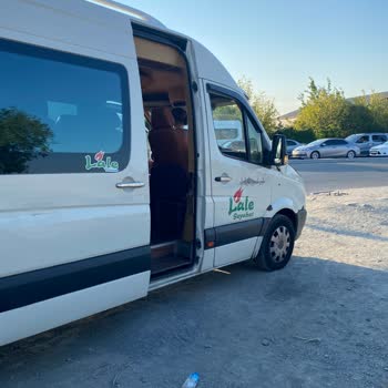 Lale Seyahat İle Tehlikeli Ve Güvensiz Yolculuk Mağduriyeti