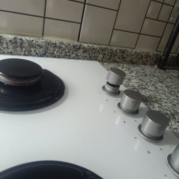 Simfer Ocak Ve Fırın Düğmeleri İçin Yedek Parça Bulamıyoruz, Çözüm Bekliyoruz