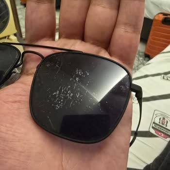 Rayban Gözlük Camında Soyulma Ve Ücretli Değişim Sorunu