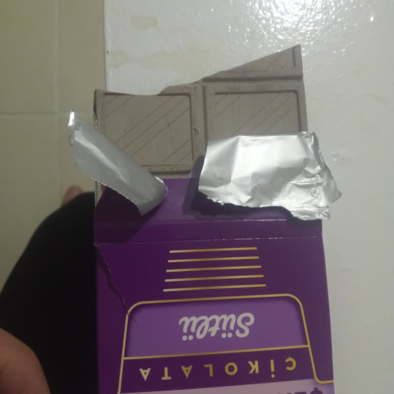 Aldığım Çikolatanın Rengi Ve Kalitesi Beklentimi Karşılamadı