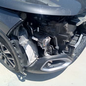 Citroen C4 Airbagleri Kazada Açılmadı, Hayati Güvenlik Riski Oluştu