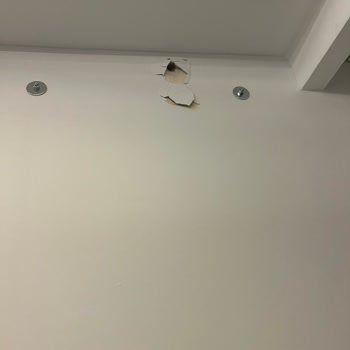 Klima Montajında Yaşanan Özensizlik Nedeniyle Maddi Ve Manevi Mağduriyet