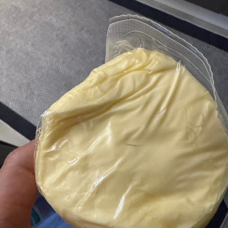 Sarıbaş Tereyağında Ambalaj İçinde Kıl Hijyen Sorunu