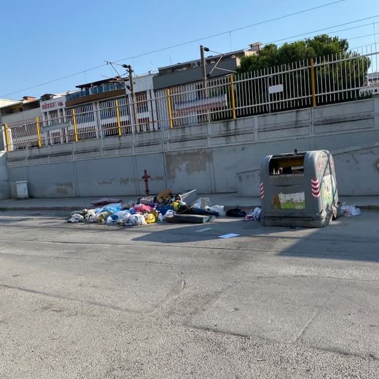 Çiğli'de Yoğun Koku Ve Çevre Kirliliği Sorunu