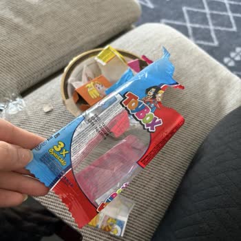 Toybox Sakızından Çıkan Plastik Parçası Oğlumu Riske Attı