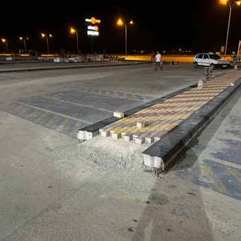 Uyarı Levhası Eksikliği Nedeniyle Lastiğim Zarar Gördü