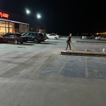 Uyarı Levhası Eksikliği Nedeniyle Lastiğim Zarar Gördü