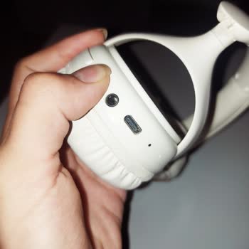 Soundcore H30i Kulaklıkta Sürekli Bağlantı Ve Şarj Sorunu Yaşıyorum