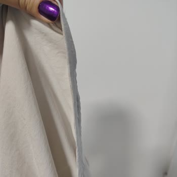 Satın Aldığım Gömlek Kısa Sürede Yıprandı, Firma Sorumluluk Almadı