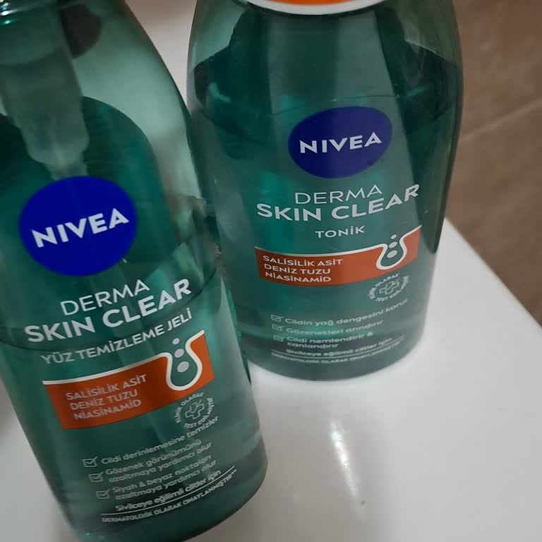 Nivea Anti-Pickel-Produkt verschlimmert Hautbild, entzündete Akne statt glatte Haut