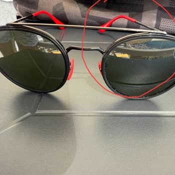 Gözlükte Tekrarlayan Boya Dökülmesi Sorunu