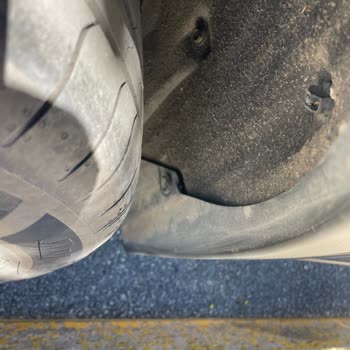 Toyota CHR 2024, problemas de ruidos y panel frontal en mi vehículo nuevo