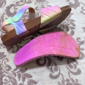 İki Günlük Çocuk Sandaleti Parçalandı, Çözüm Sunulmuyor