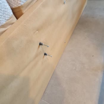 Yanlış Monte Edilen Yatak Ve İlgisiz Müşteri Hizmetleri