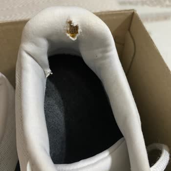 Adidas Ayakkabının Kısa Sürede Yırtılması Ve Garanti Sorunu!