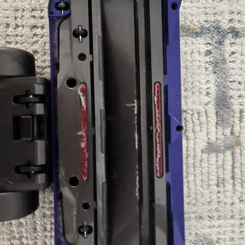 Dyson Süpürge Makinesinde Ağız Kısmı Sorunu Ve Sürekli Ötme Problemi