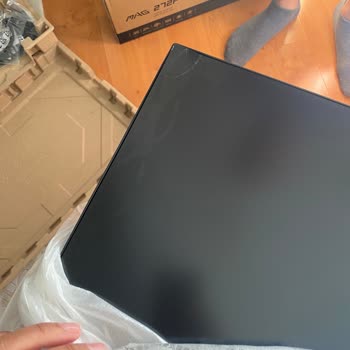 Kırık Monitör Teslimatı Ve Sorumluluktan Kaçan Firmalar Mağduriyeti