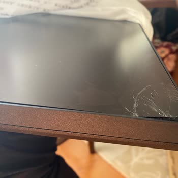 Kırık Monitör Teslimatı Ve Sorumluluktan Kaçan Firmalar Mağduriyeti