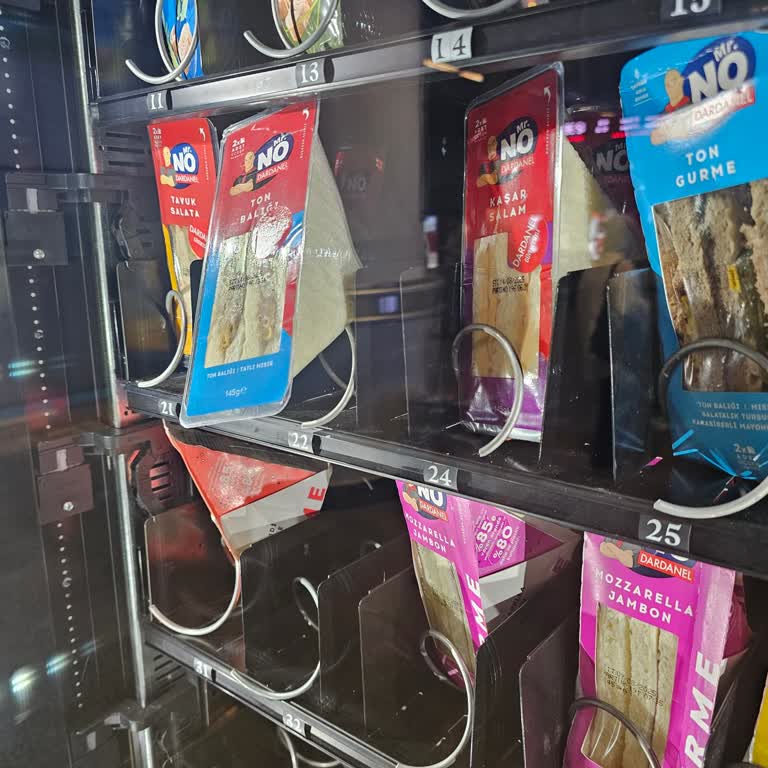 Otomat Ürünü Vermedi, Paramı İade Etmedi