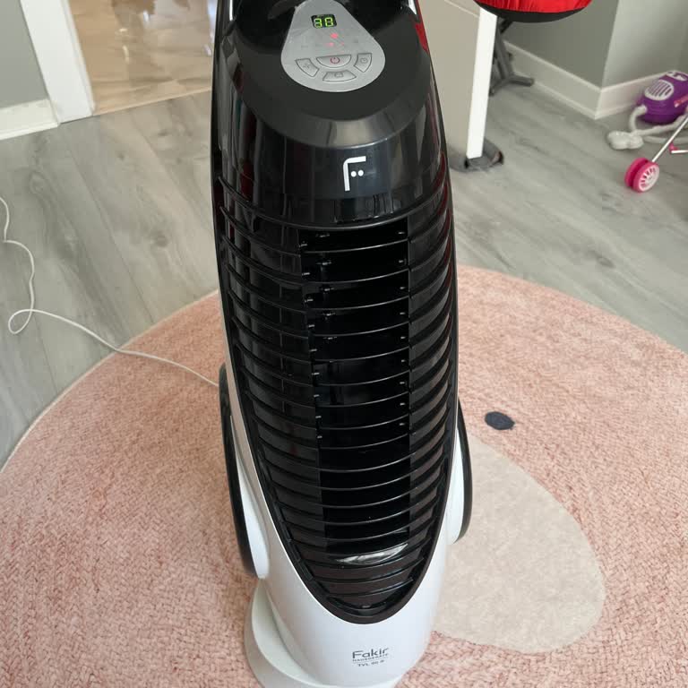 Fakir Kule Vantilatör Kendi Kendine Açılıp Kapanıyor Ayarları Değişiyor