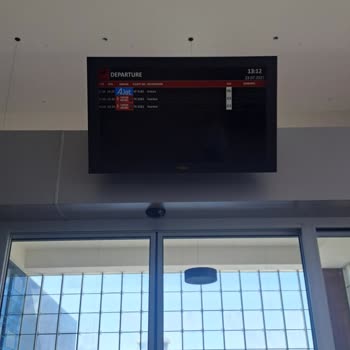 Aile Boyu Mağduriyet: Uçuş Gecikmesi Ve Bilgilendirme Eksikliği