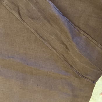 Keten Elbisede İlk Yıkamada Renk Atması Ve Tüylenme Sorunu