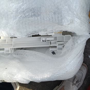 Bauhaus Holiday SB-100 Gartenzaun beschädigt geliefert, Ersatz trotz Zusage ausstehend