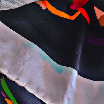 Armine İpek Başörtüde Renk Solması Ve Kalite Sorunu