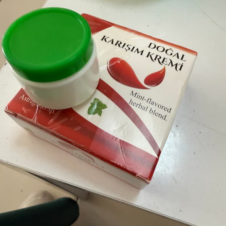 Tanıtımdaki Ürünle Gönderilen Ürün Tamamen Farklı İade Ve İletişim Sorunu Yaşıyorum