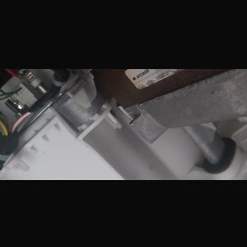 Garanti Uzatmasına Rağmen Ücret Talebi Ve Makine Arızası