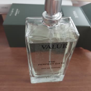 Parfüm Şişesinde Böcek Ve Düzensiz Üretim Şoku!