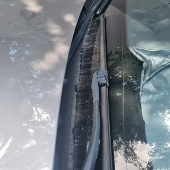 BMW F10 Ön Cam Fitilinde Deformasyon Sorunu Yaşadım