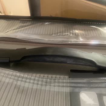 Kiğılı Giyim Gecikmeli ve Hasarlı Ürün Teslimatı Hayal Kırıklığı Yarattı