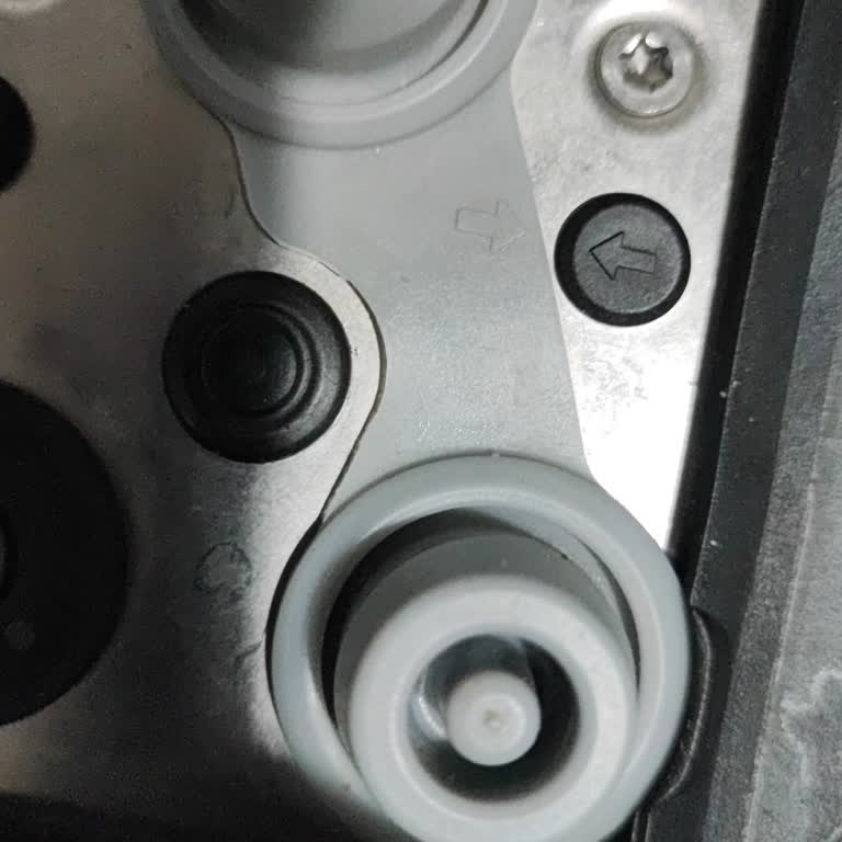 WMF Perfect Plus Schnellkochtopf nach nur einem Monat mit gerissener Ventildichtung