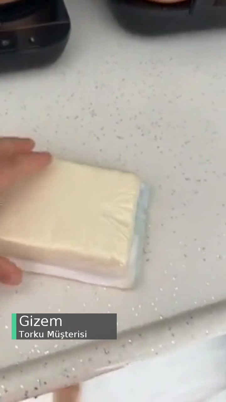 Torku Tam Yağlı Tost Peyniri İçinden Kıl Çıktı videonun kapak resmi