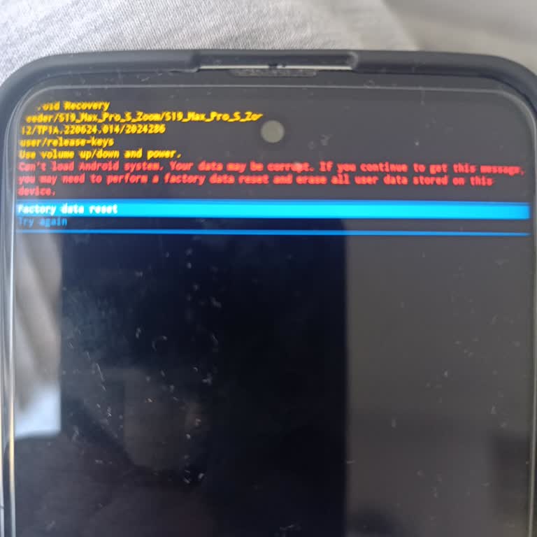 Reeder Telefon Servisi 21 Günde Hala Teslim Edilmedi, Mağduriyet Yaşadık