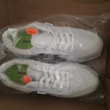 Görseldeki İle Uyuşmayan Ayakkabıları İade Etmek İstiyorum