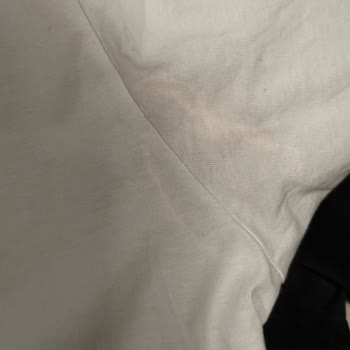 Nivea Men Deodorant Kıyafetlerimde Kalıcı Lekelere Sebep Oldu