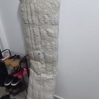 Hasarlı Kargo Kapıya Bırakıldı, Müşteri Hizmetleri Cevap Vermiyor