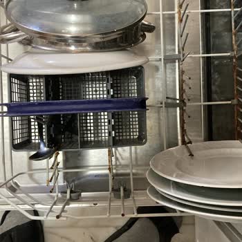 Bulaşık Makinesi Alt Sepeti Hızla Paslandı Pişmanlık Yaşıyorum