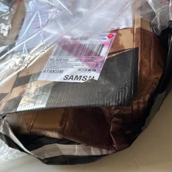 Hasarlı Kargo Kapıya Bırakıldı, Tutanak Tutulmadı Ve Mağdur Edildik