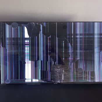 Özdijitek Kırık Gelen Televizyon İçin İade Talebim Reddedildi