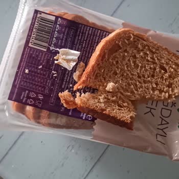 Aldığım Ekmekten Plastik Parça Çıktı, Sağlığımız Tehlikede