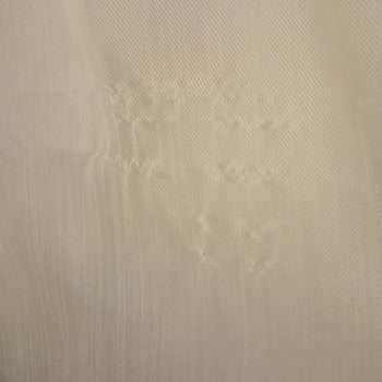 Kısa Sürede Arızalanan Salon Perdesine Mağaza Sahip Çıkmıyor