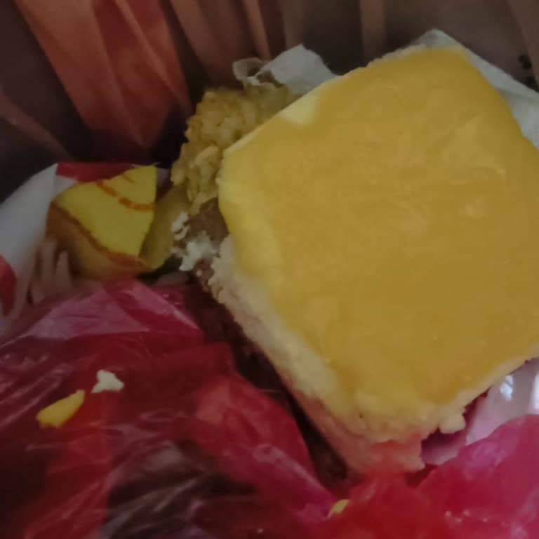 Bozuk Cheesecake Ve Düşen Ürün Kalitesi Nedeniyle Hayal Kırıklığı