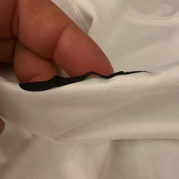 Nike T-shirt Amblemi Kısa Sürede Kabardı Değişim Talebim Reddedildi