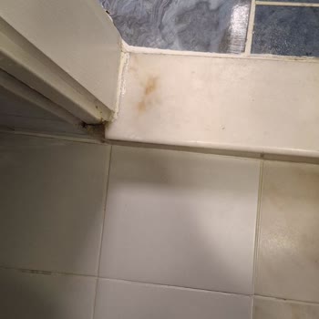 Eureko Sigorta Tesisat Onarımında Uygunsuz Seramik Ve Dolap Hasarı